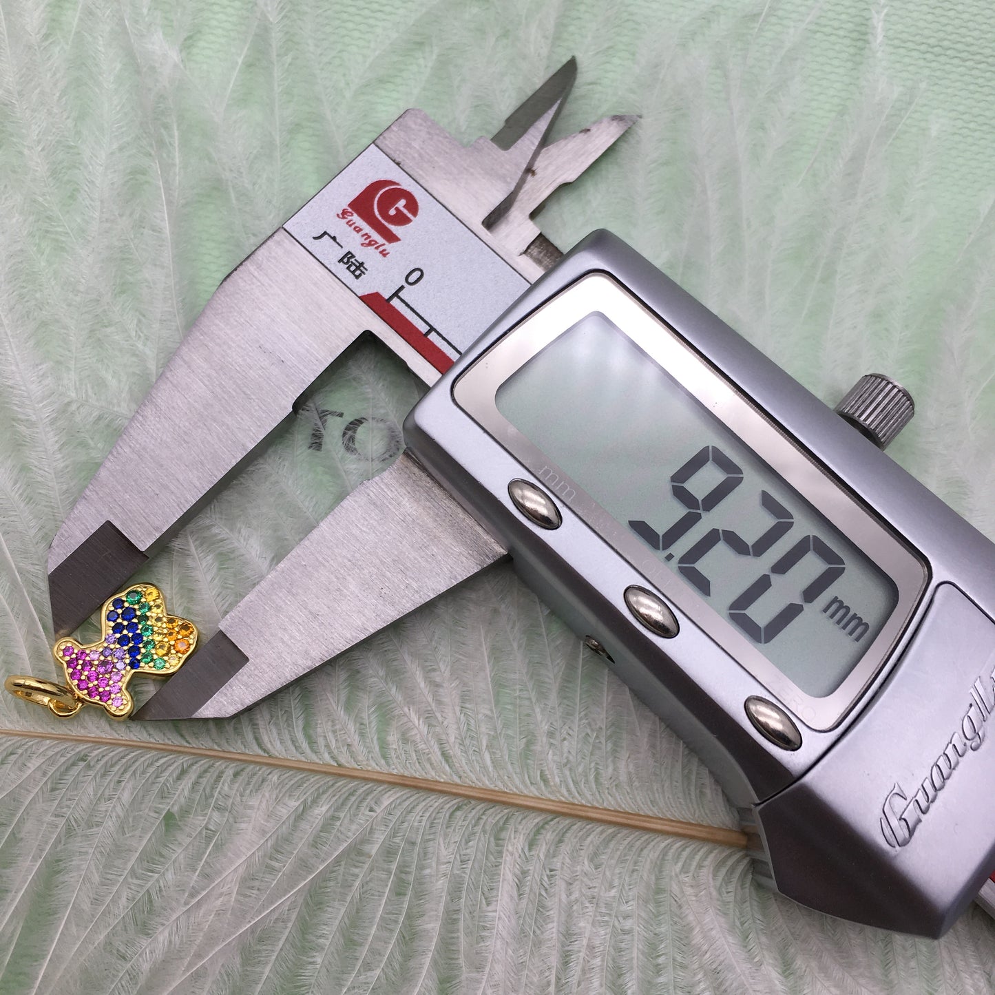 612534040-1.5CM
