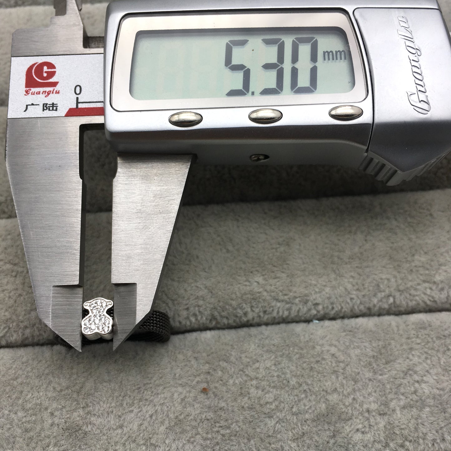 613105010