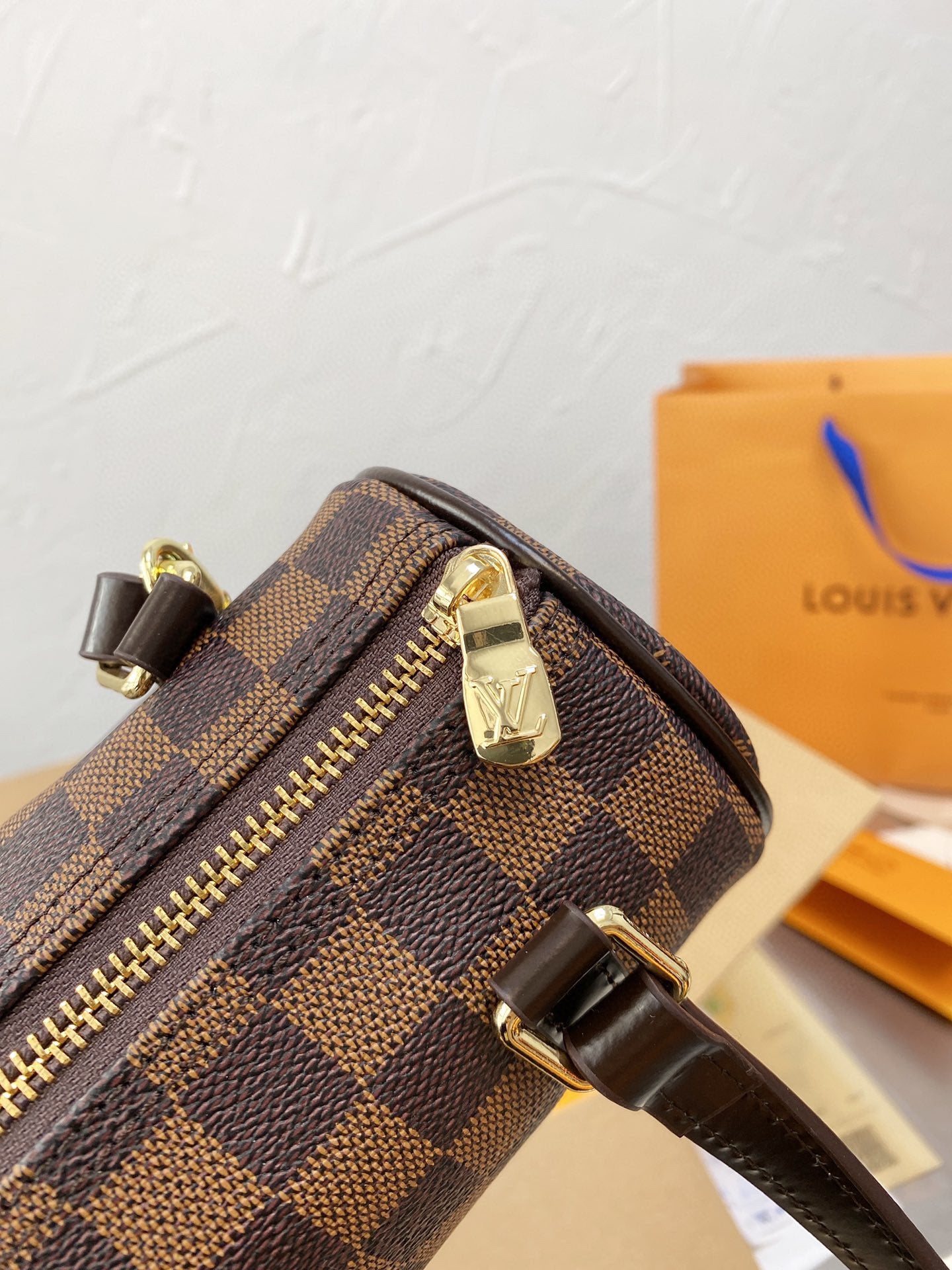 LV-BAG386