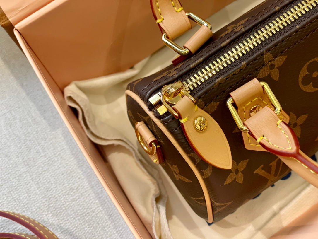 LV-BAG355
