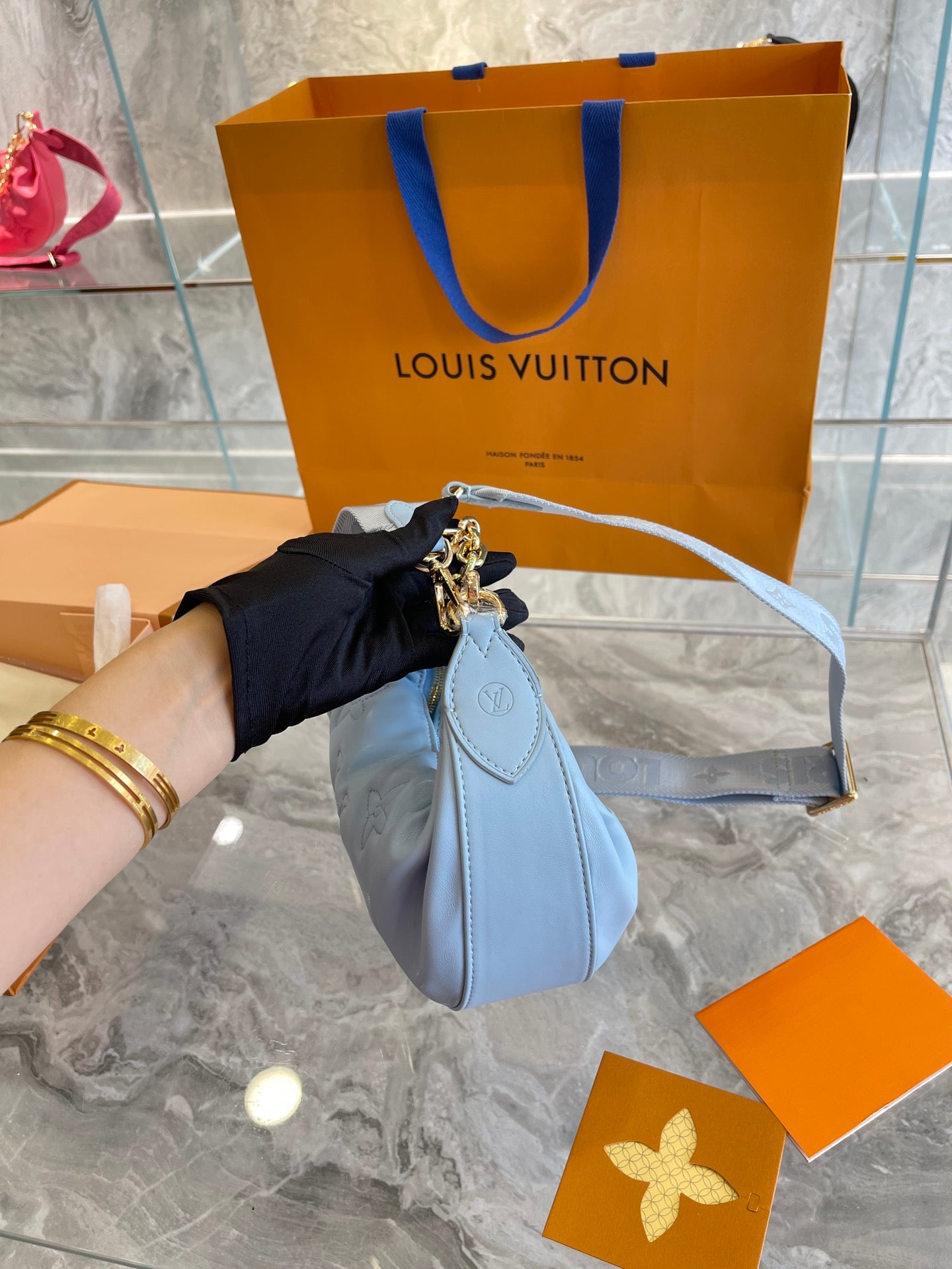 LV-BAG346