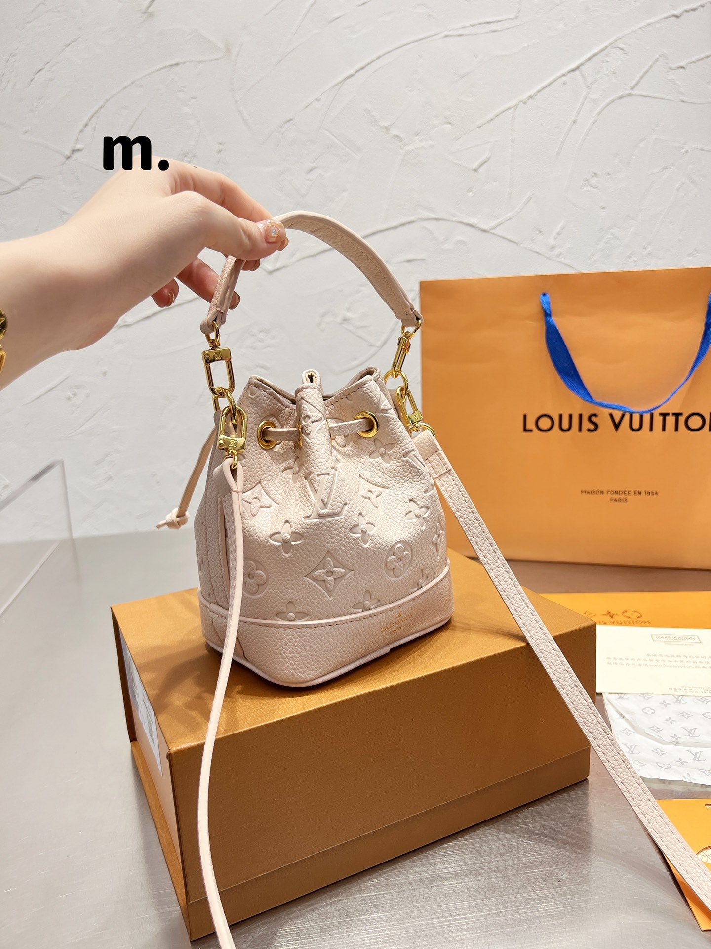 LV-BAG433