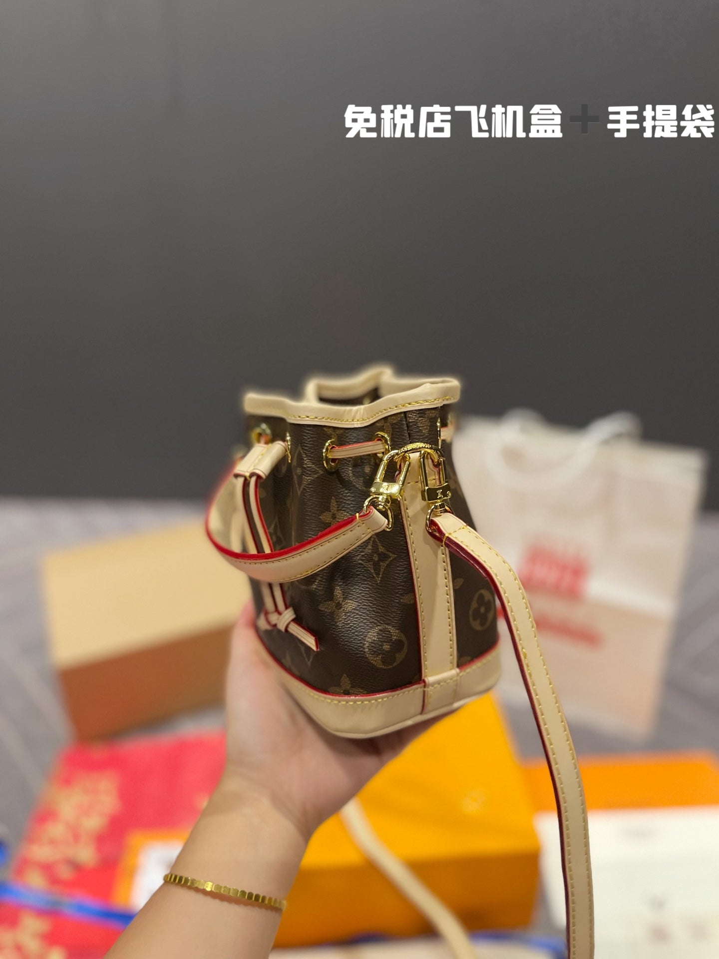 LV-BAG415