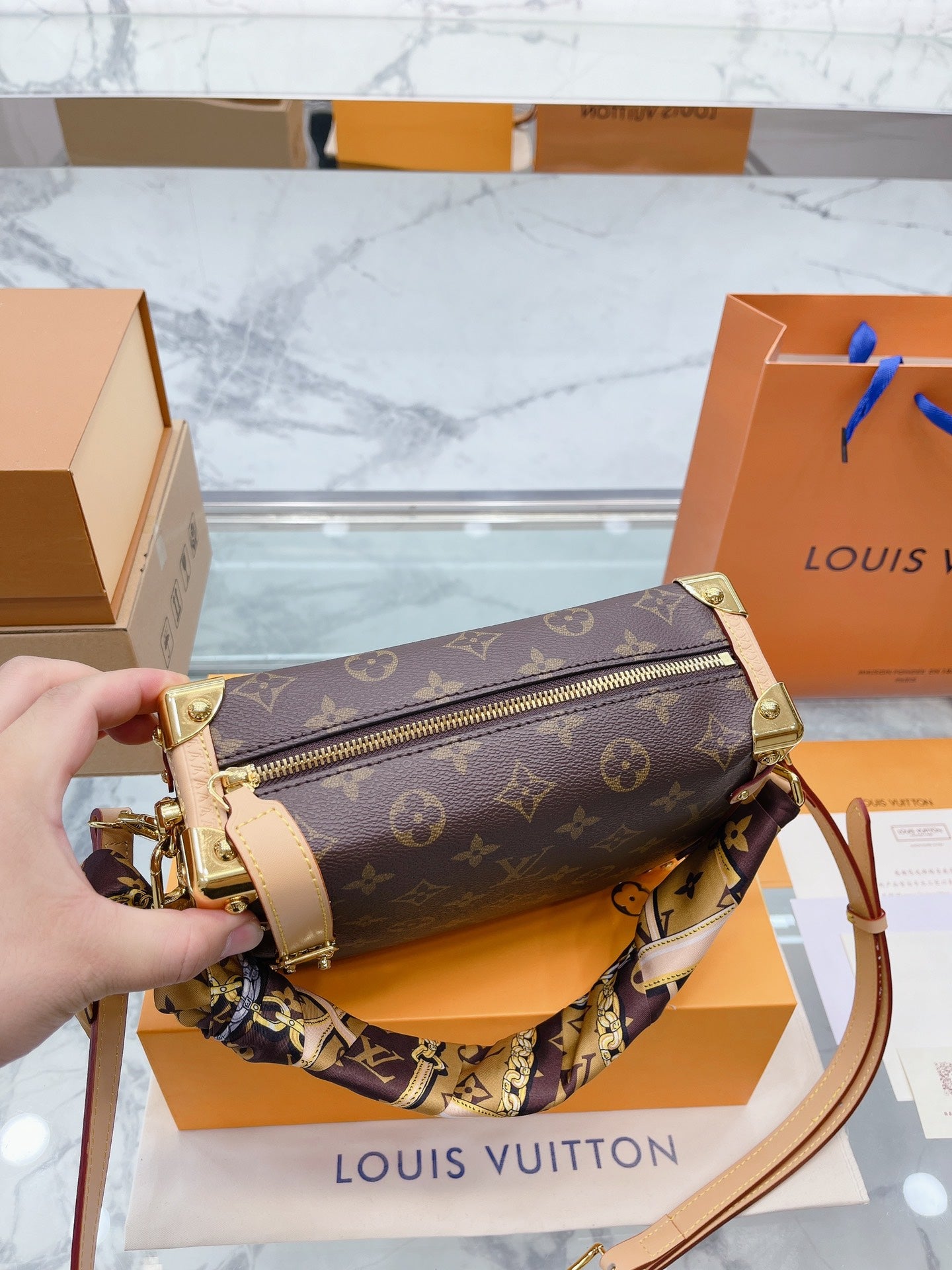 LV-BAG477