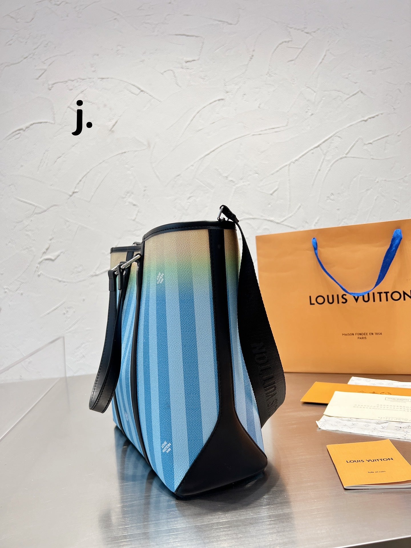 LV-BAG211