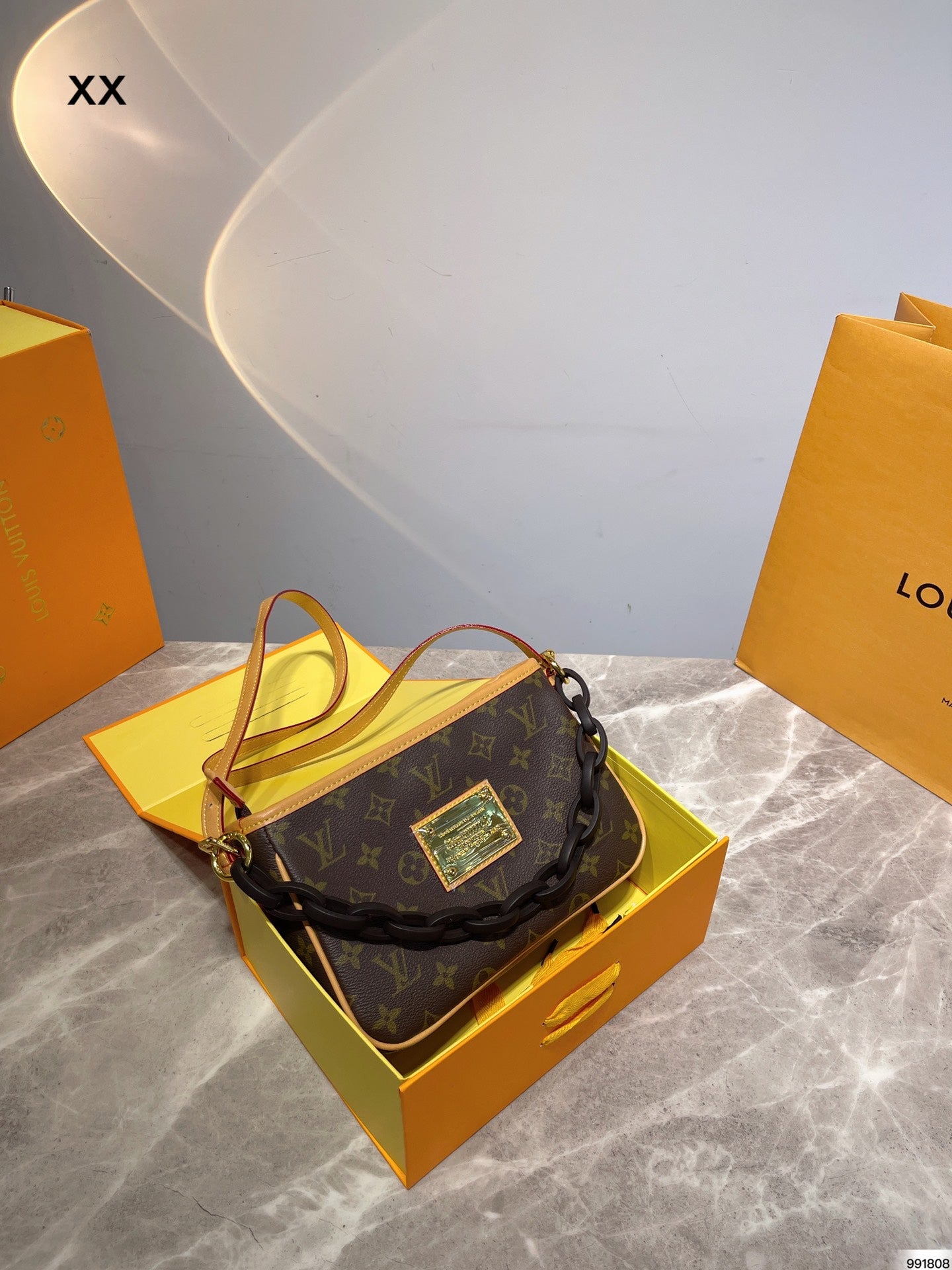 LV-BAG227