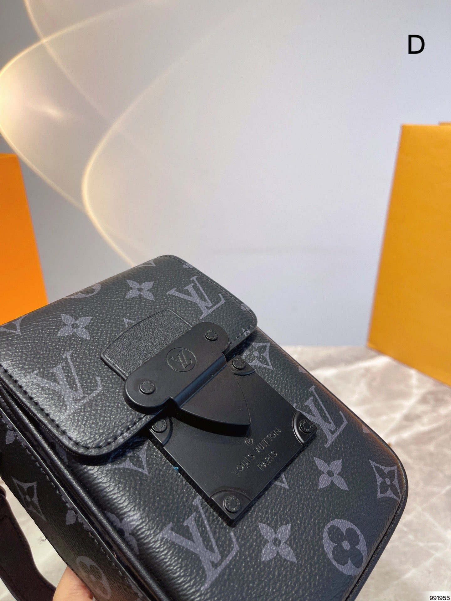 LV-BAG041