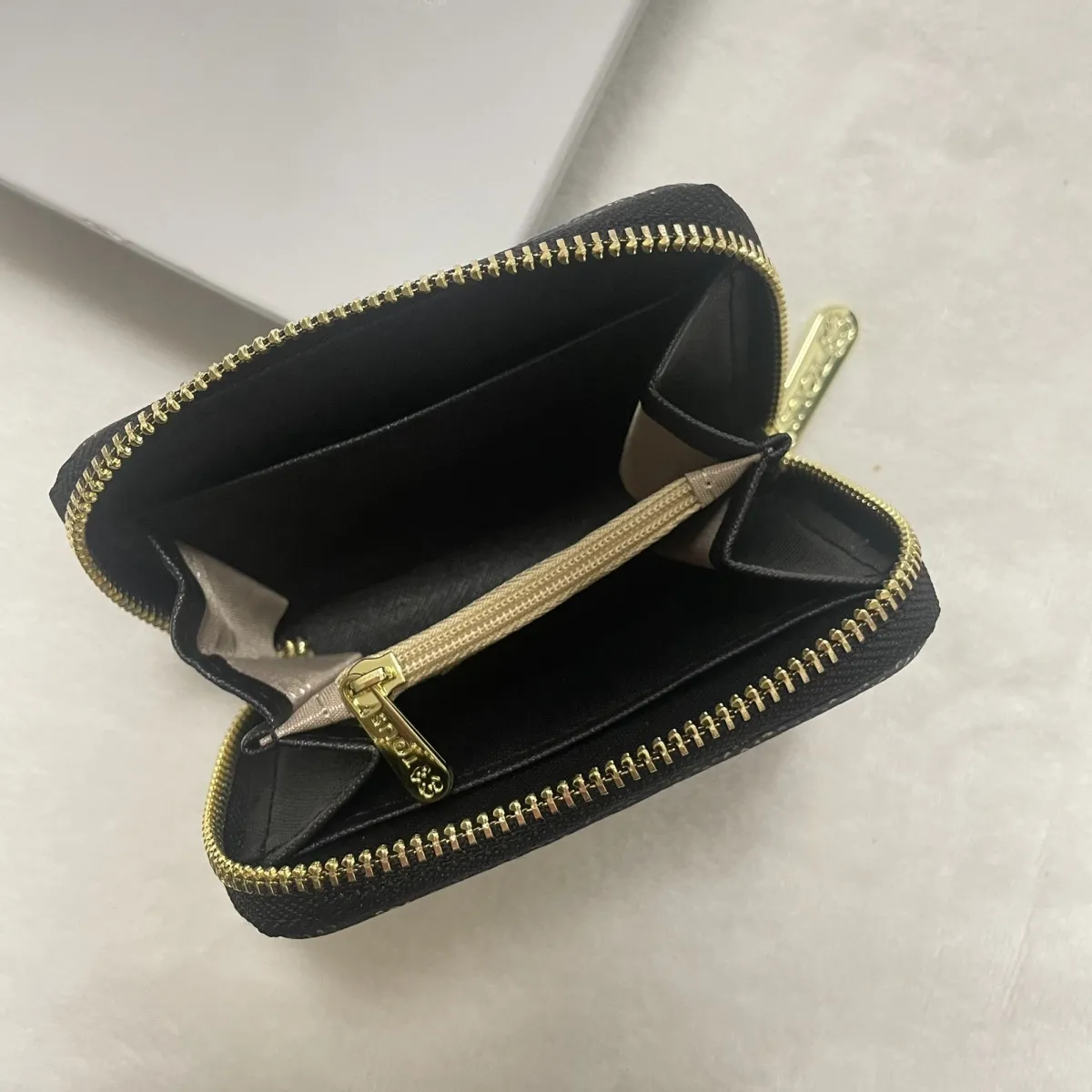 TO-BAG222