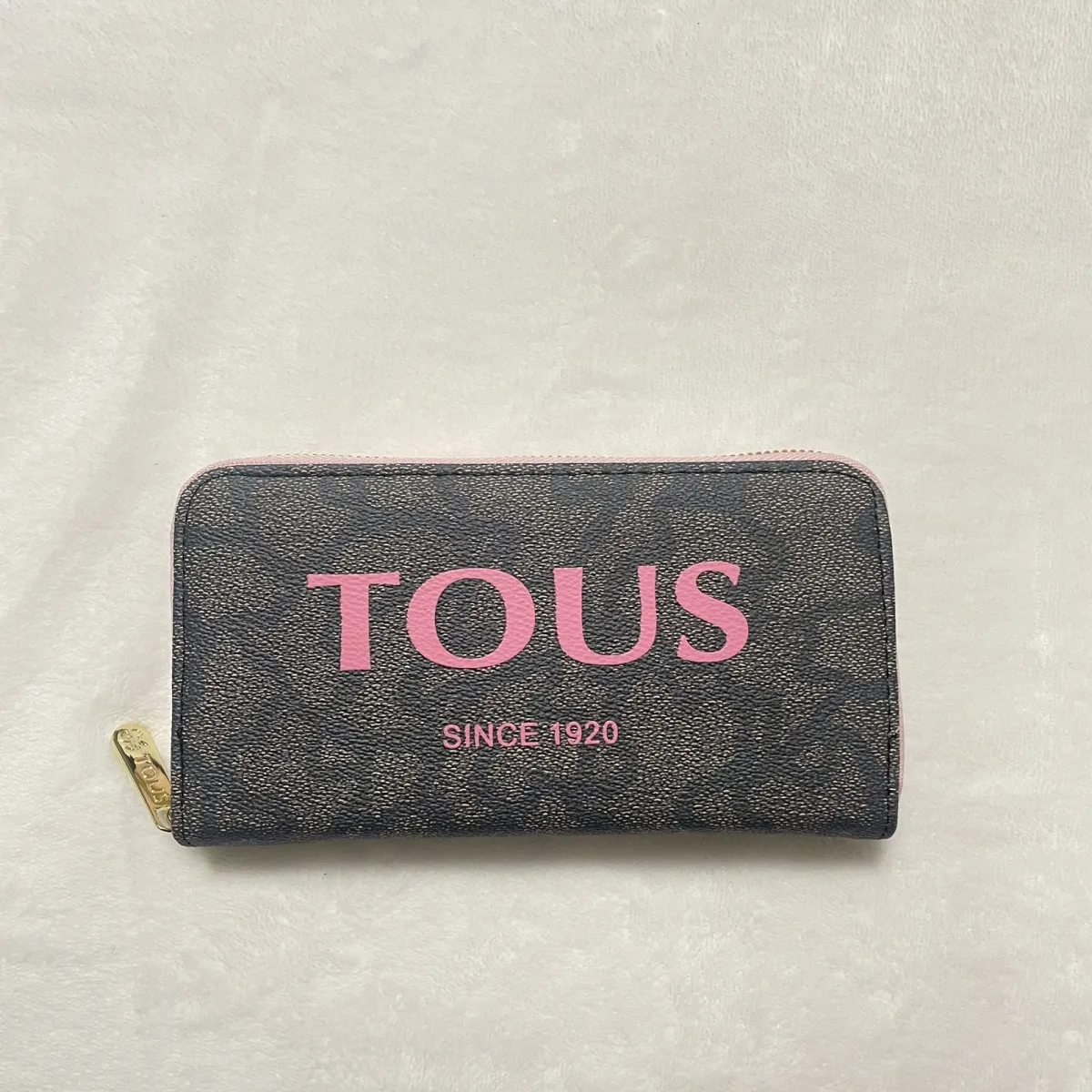 TO-BAG221
