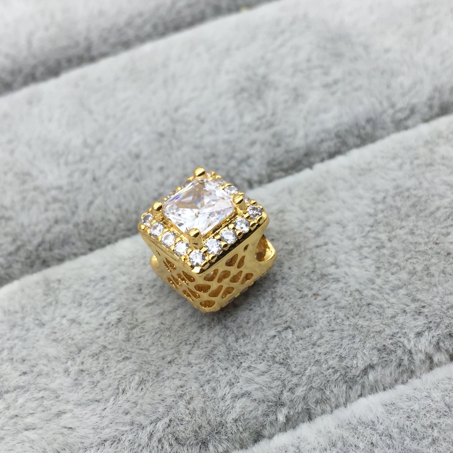 756207CZ