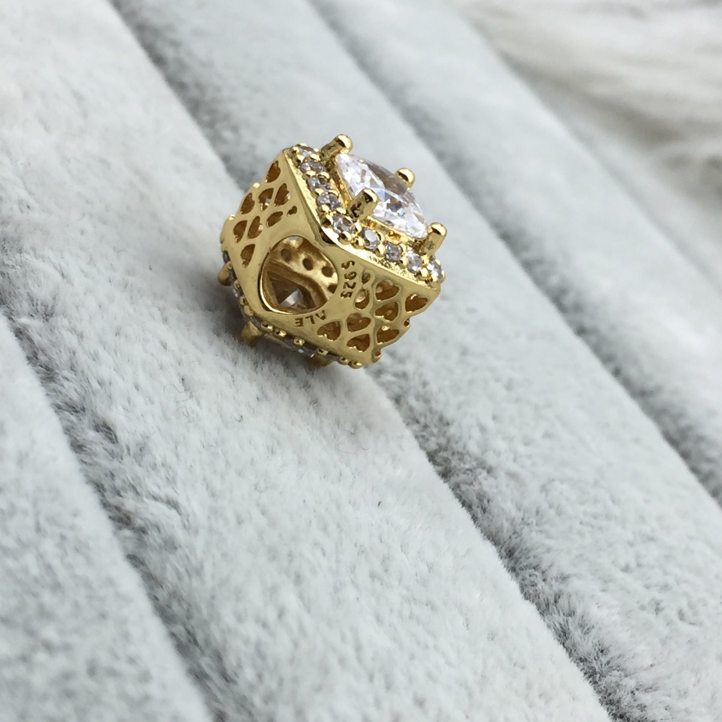 756207CZ