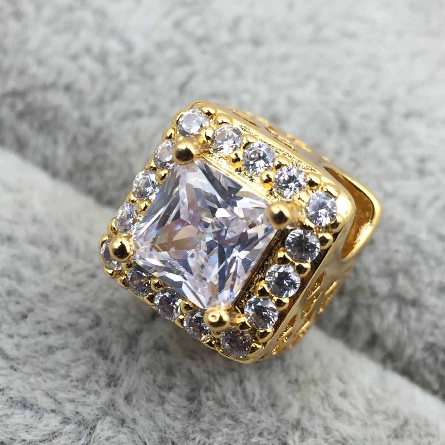 756207CZ