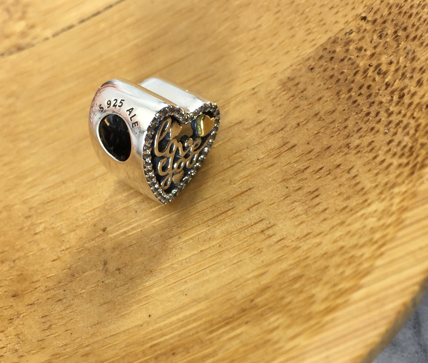 792037CZ