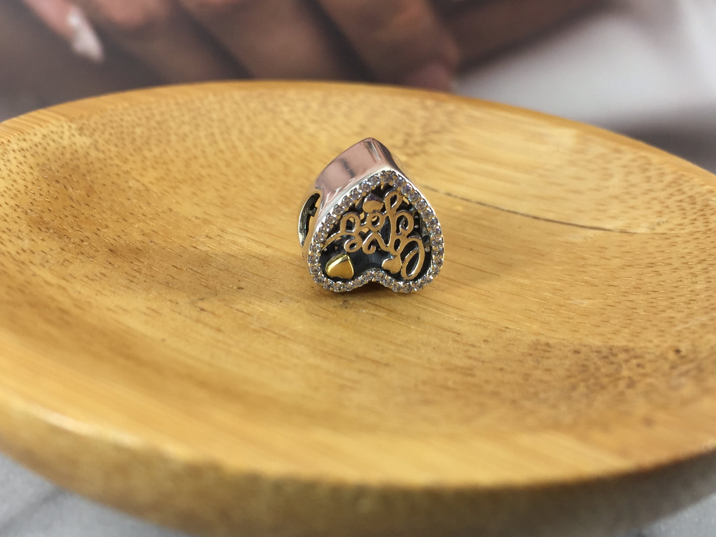 792037CZ