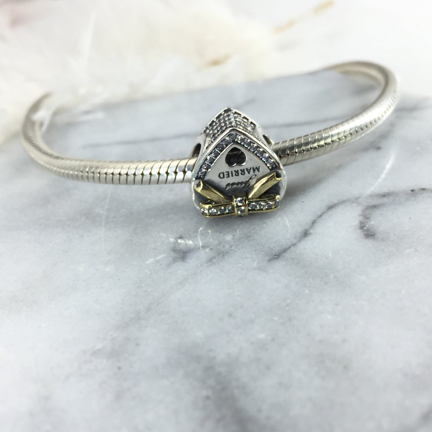 792083CZ
