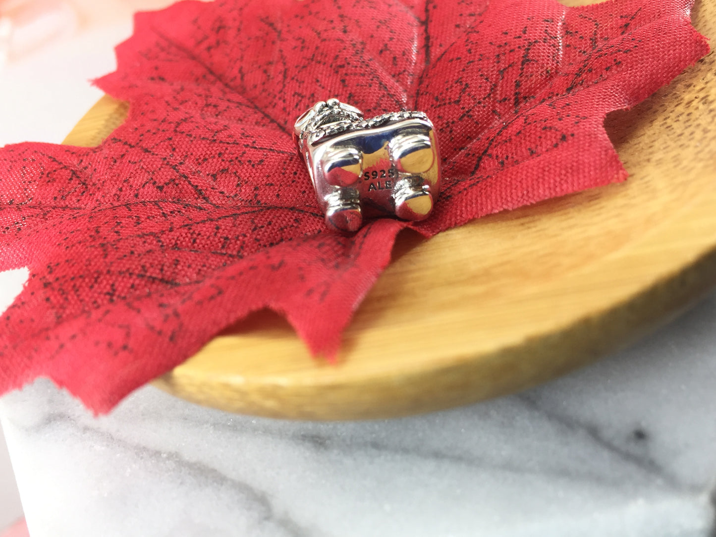 792043CZ