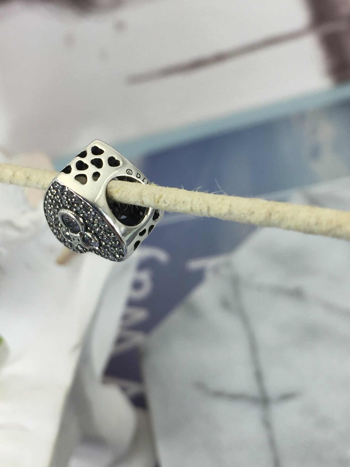 792049CZ
