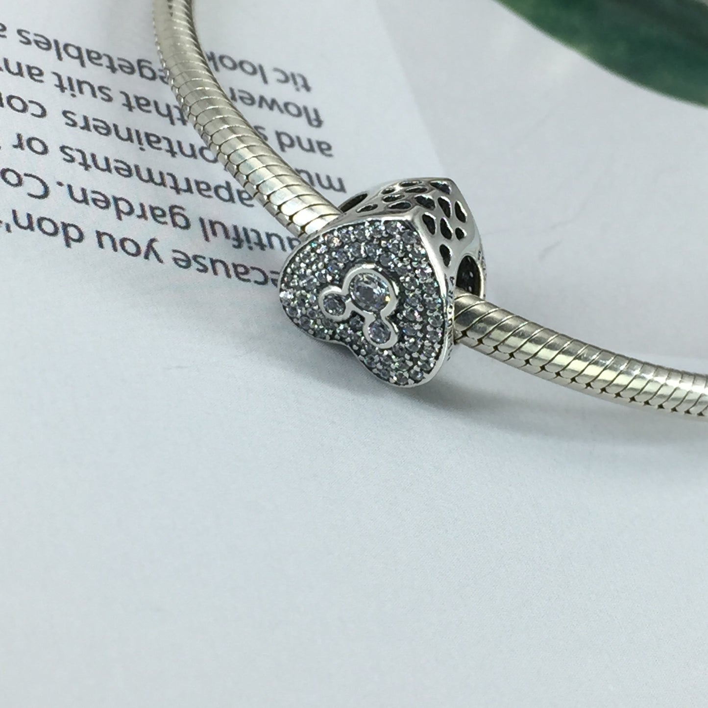 792049CZ