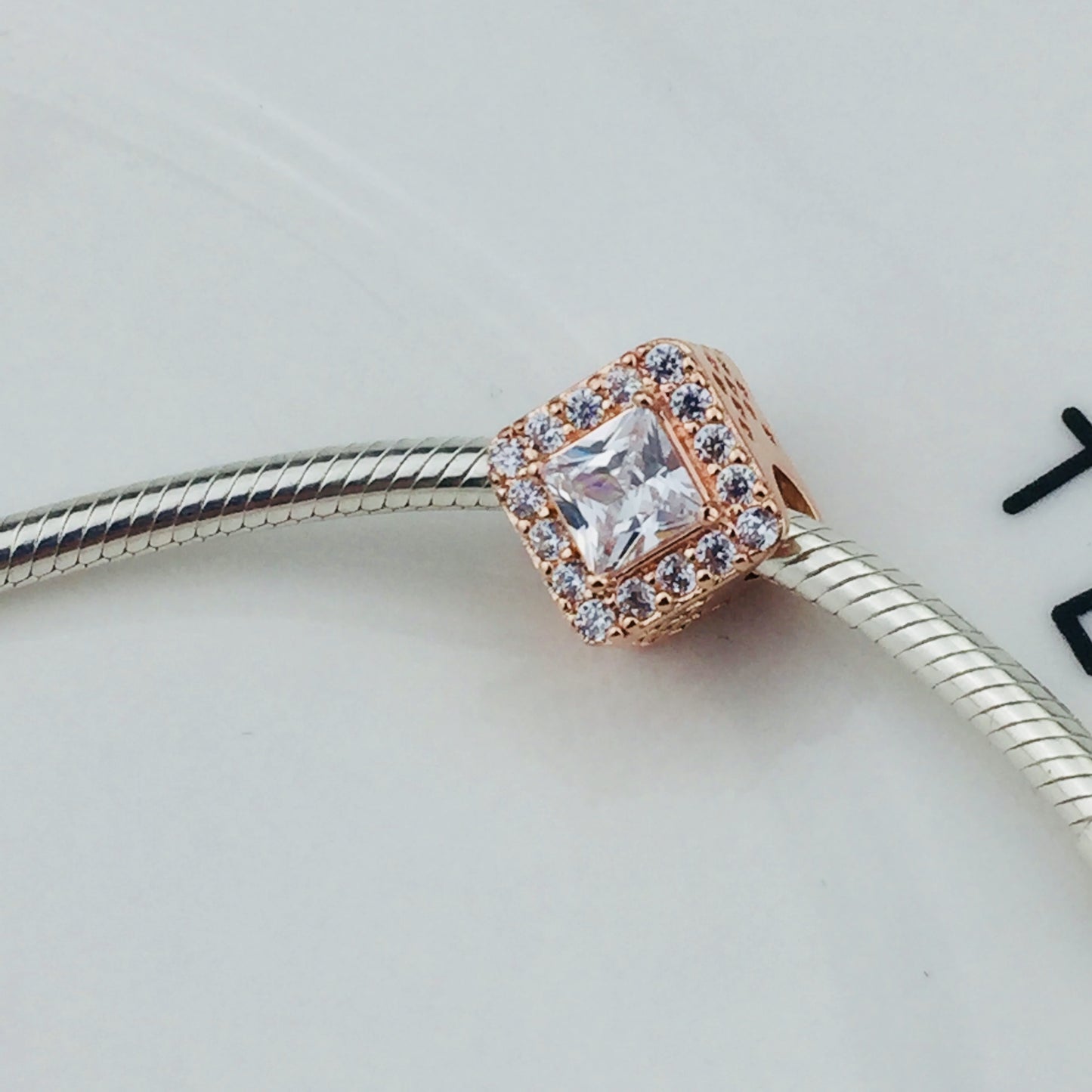 786206CZ