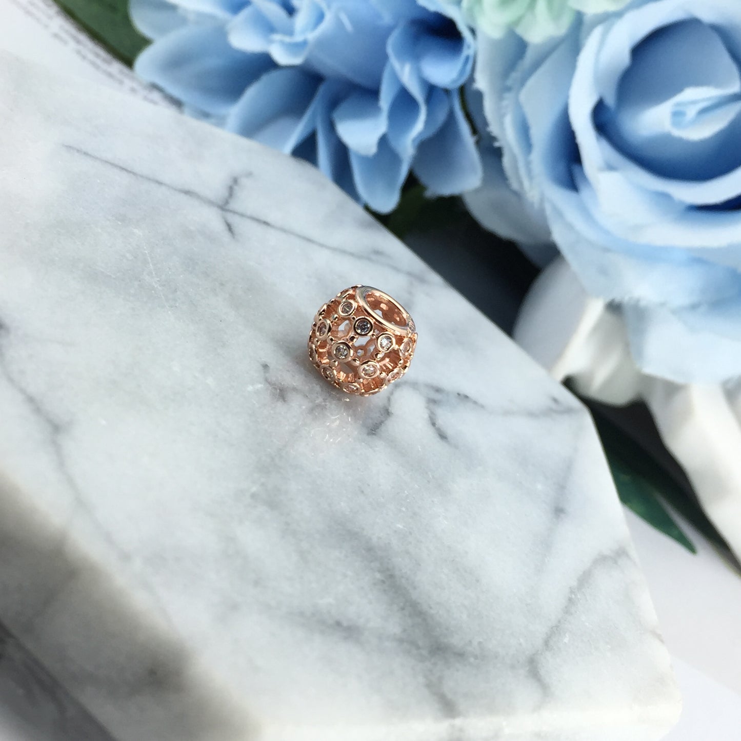 780825CZ