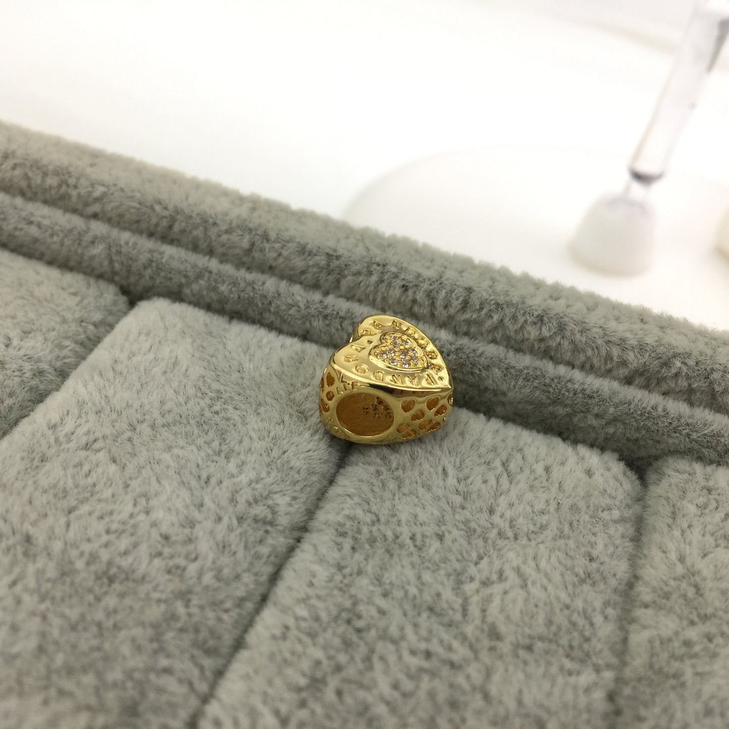 767375CZ