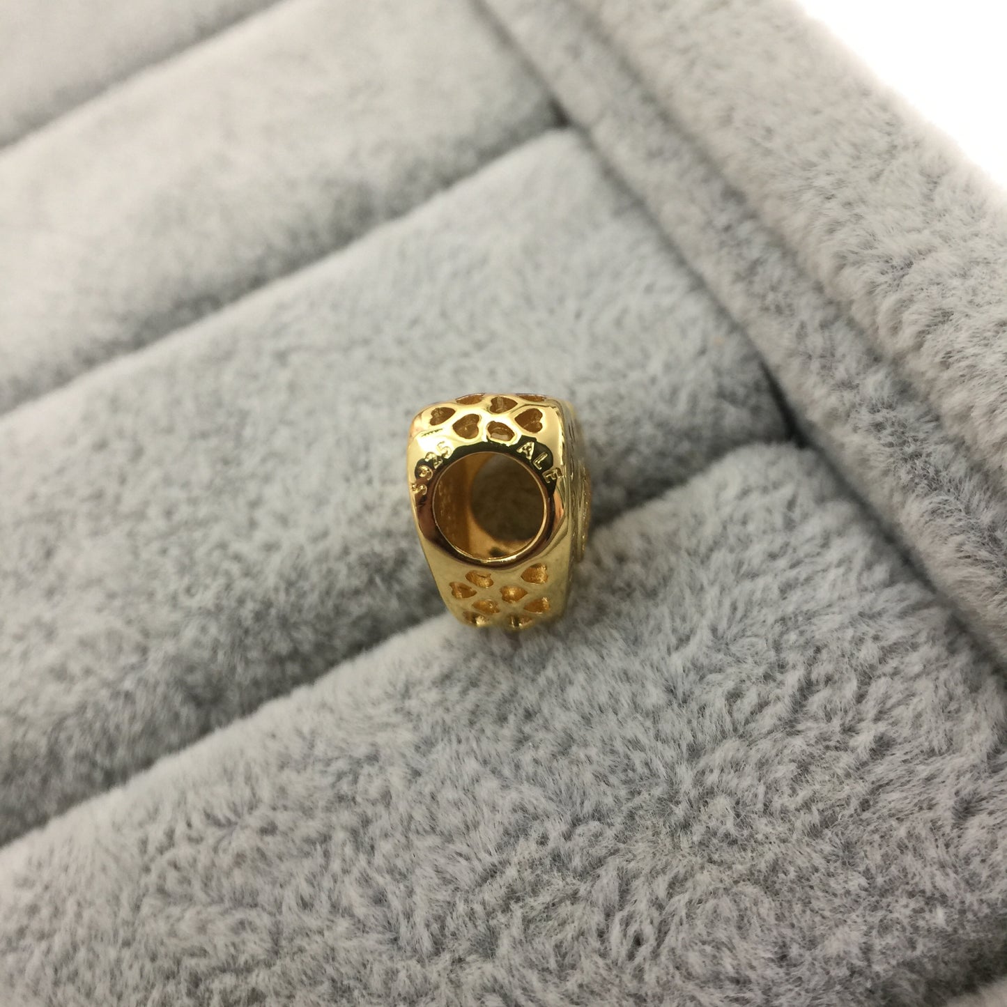 767375CZ