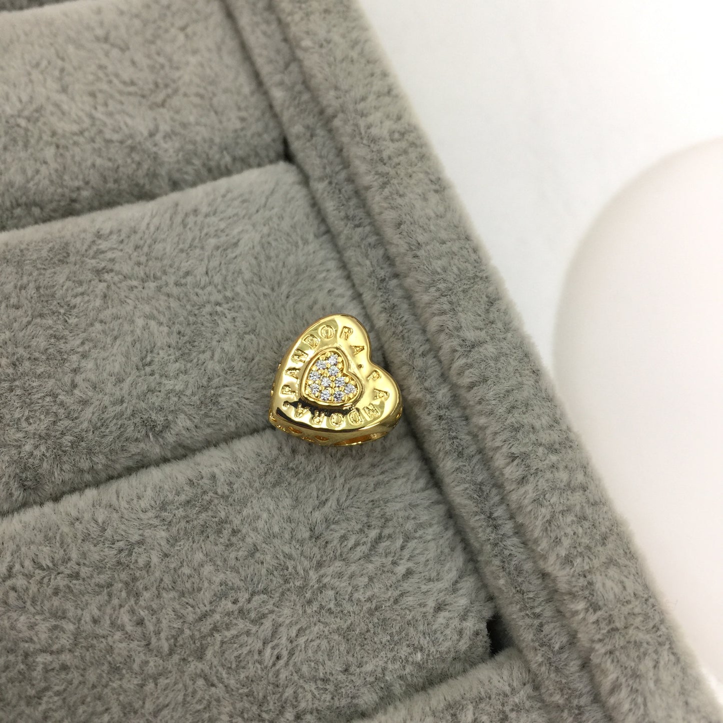767375CZ