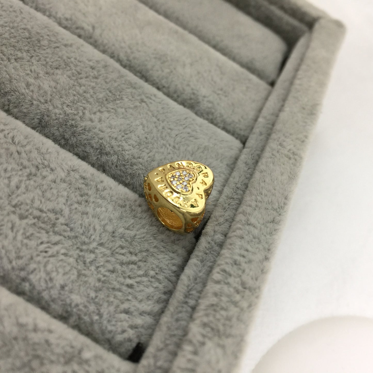 767375CZ