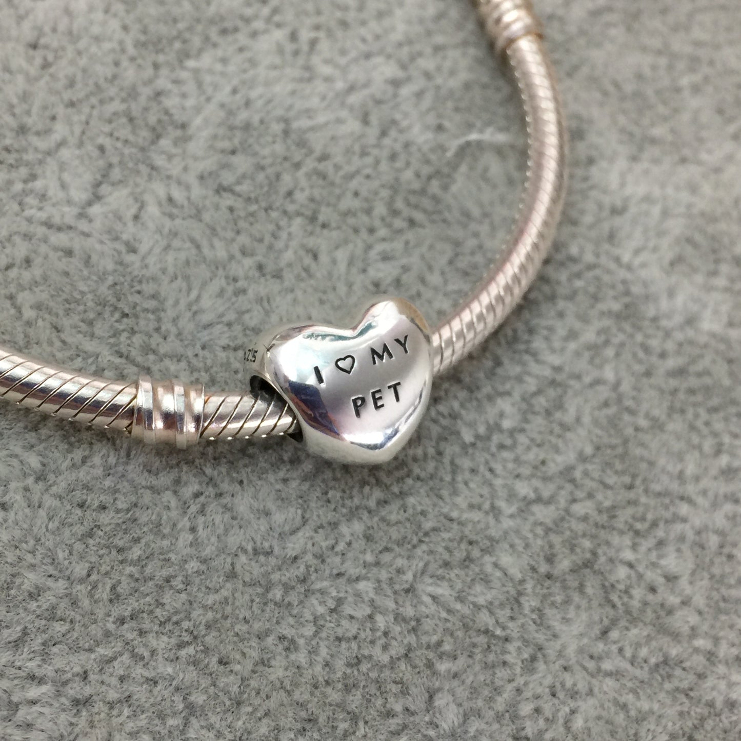 791713CZ