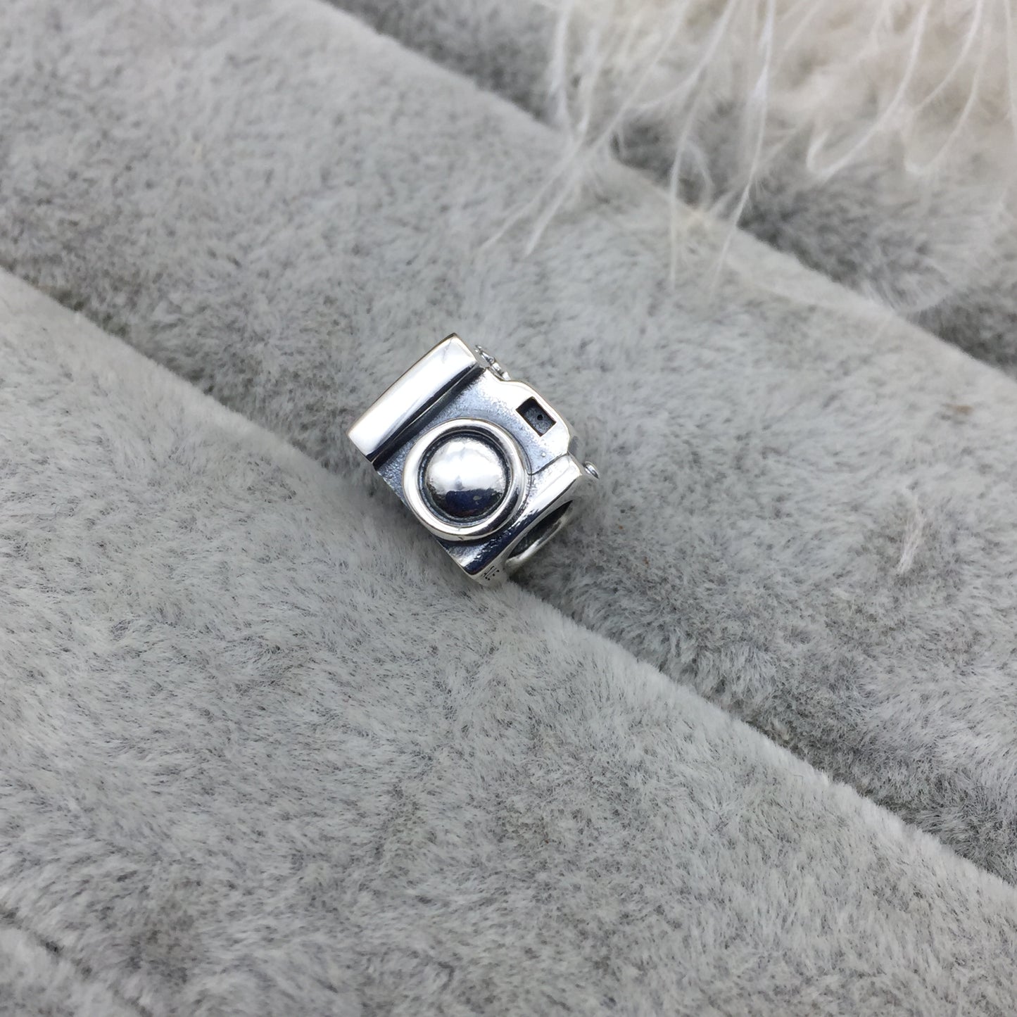 790961
