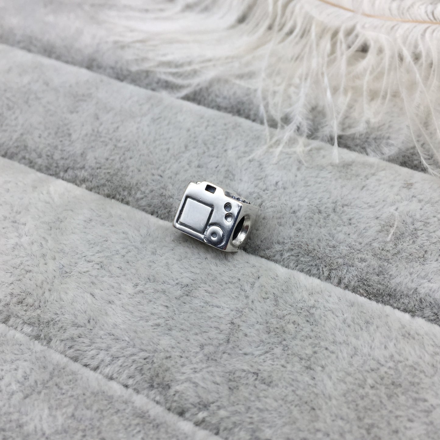 790961