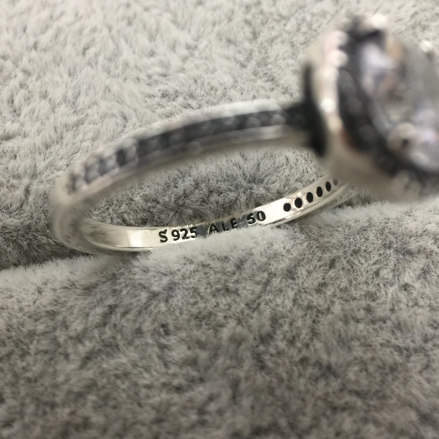 196250CZ