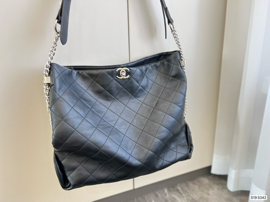 XNE-BAG031