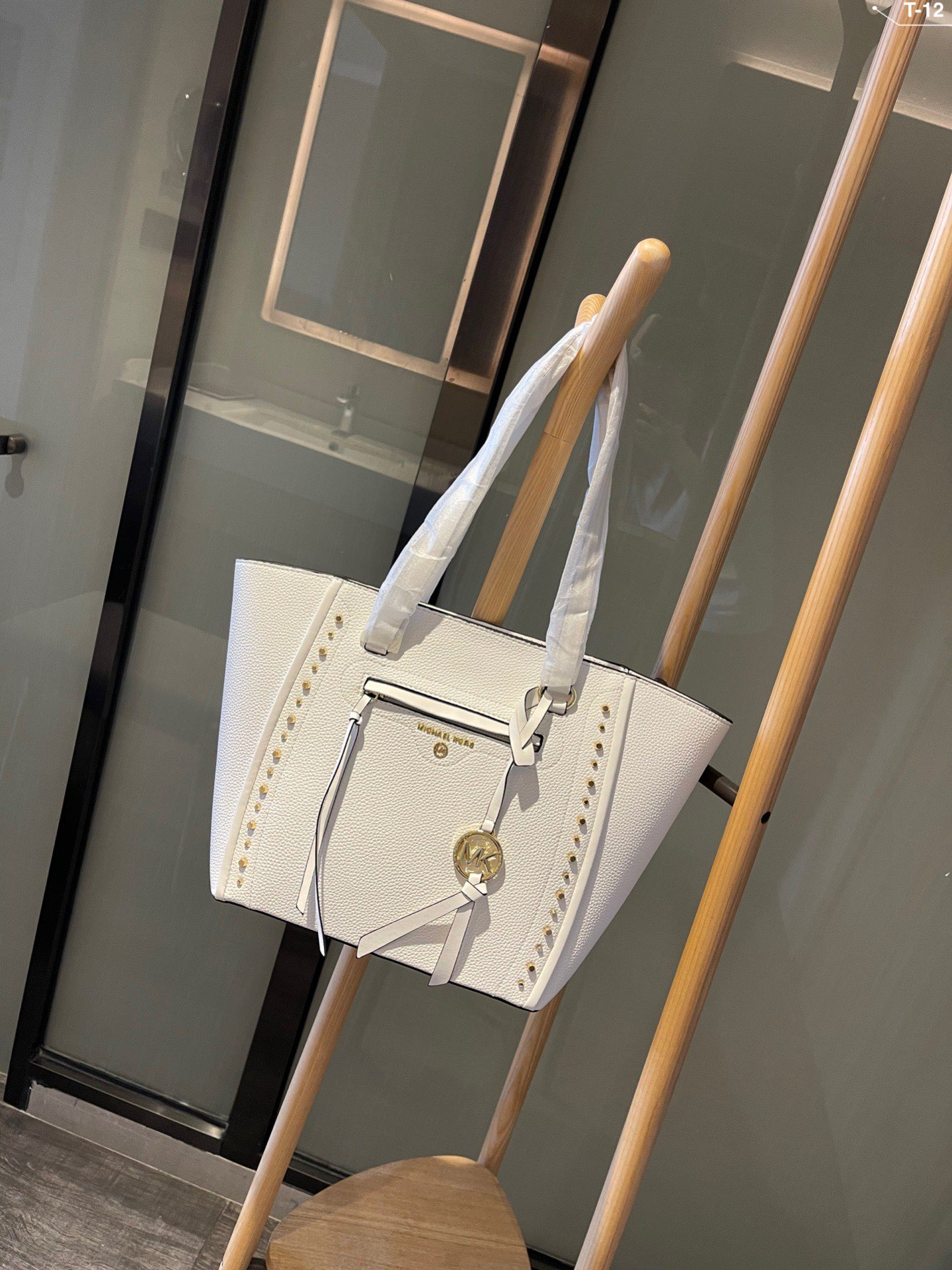 MK-BAG512