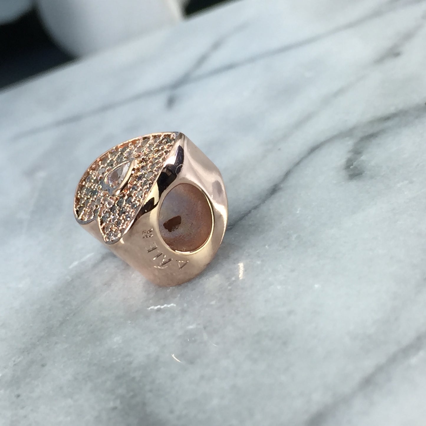 781555CZ