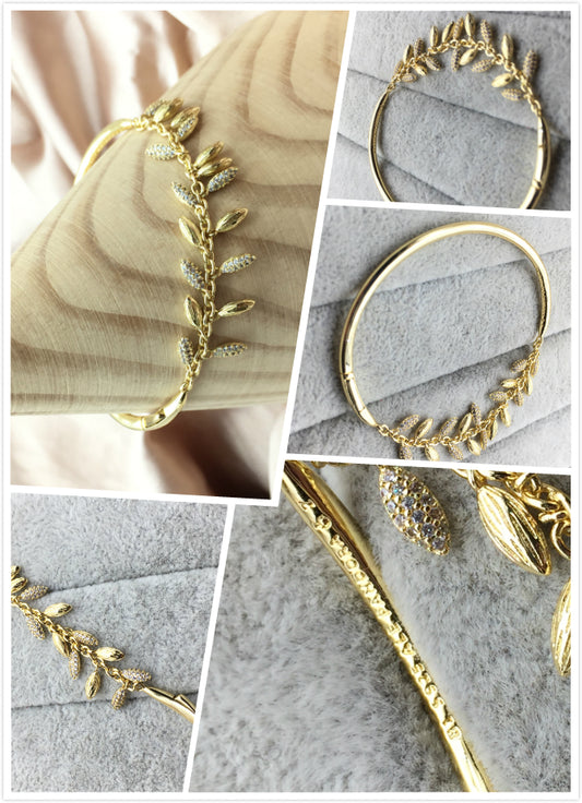 567715CZ