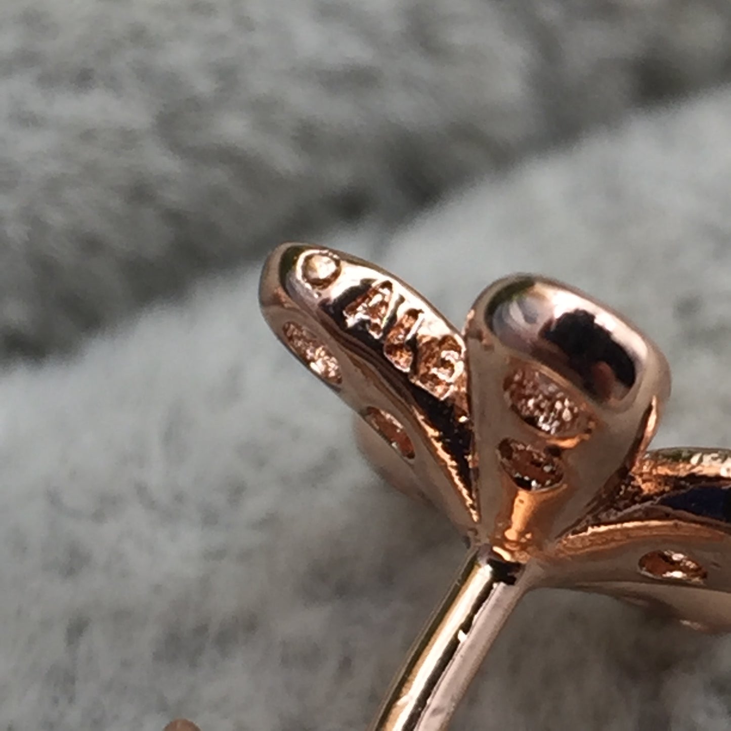 280570CZ
