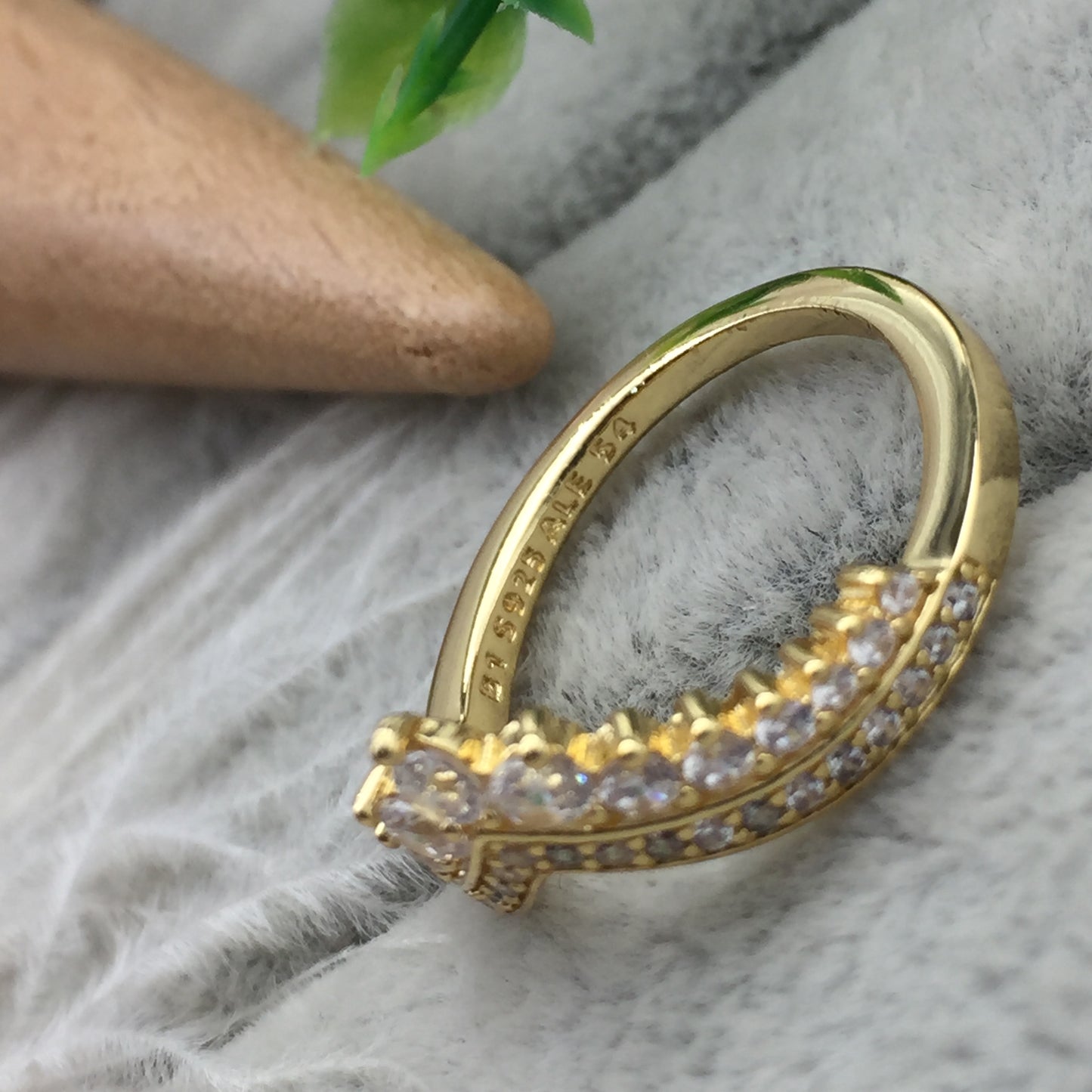 157736CZ