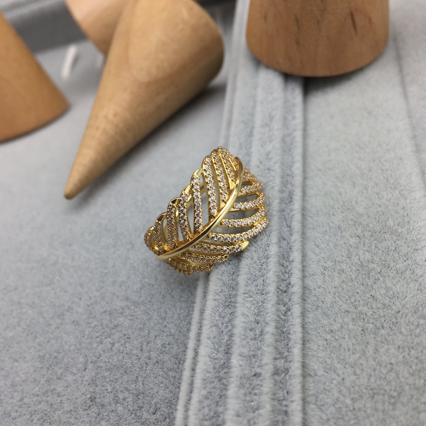 160886CZ