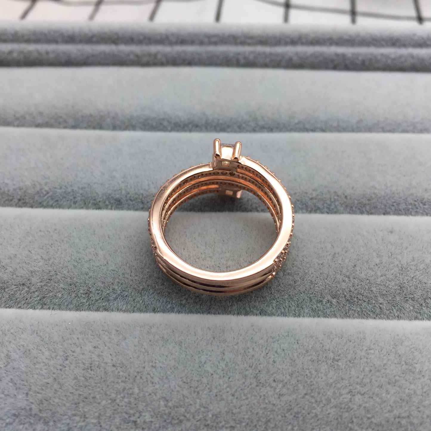 180051C01