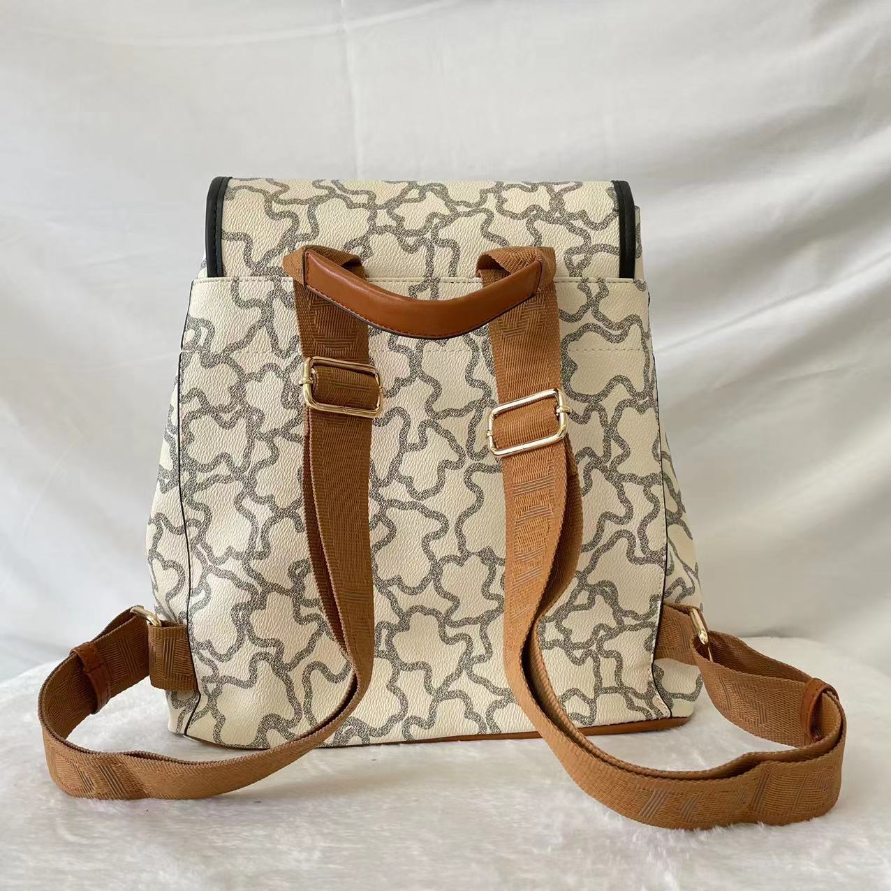 TO-BAG064