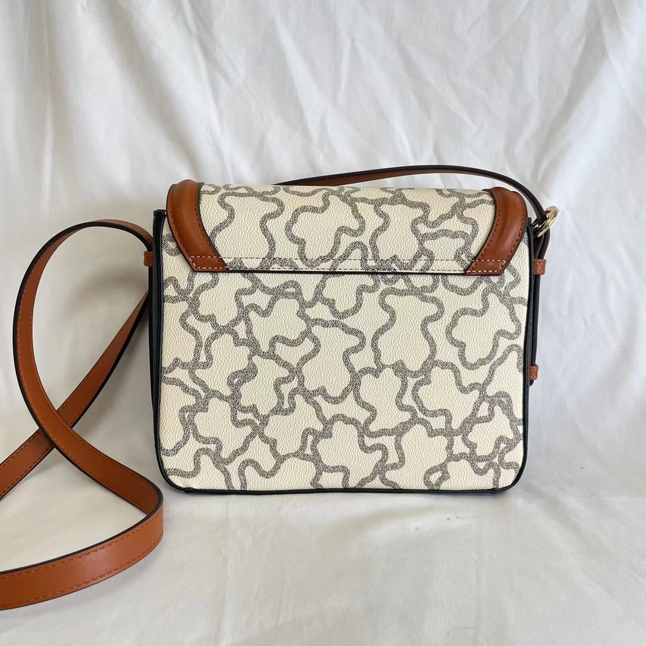 TO-BAG077