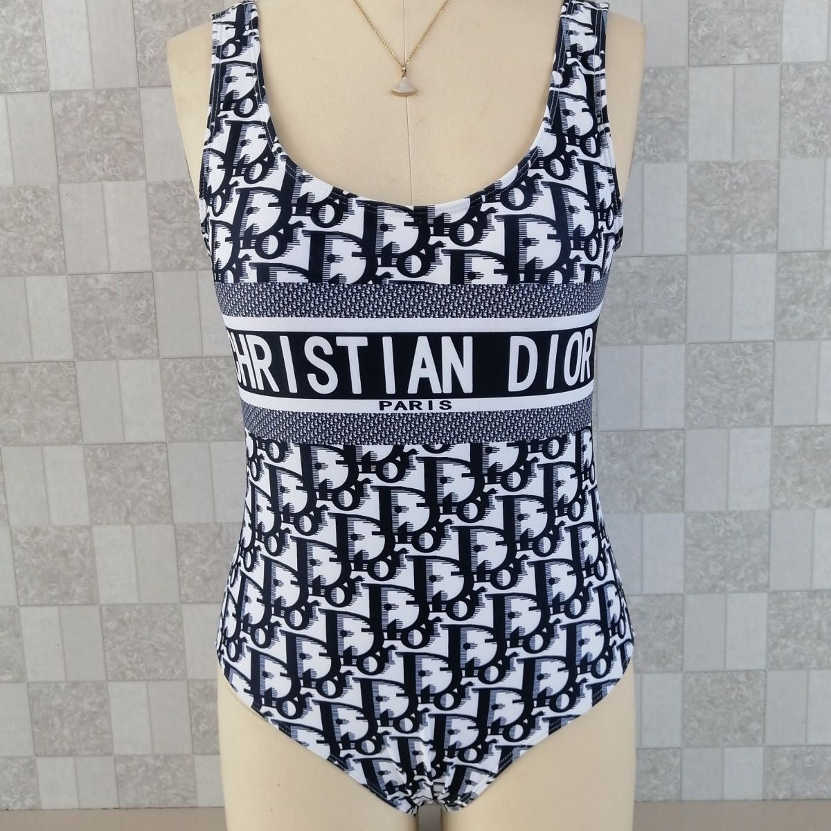swimsuit-103