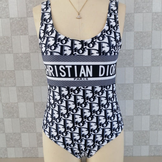 swimsuit-103