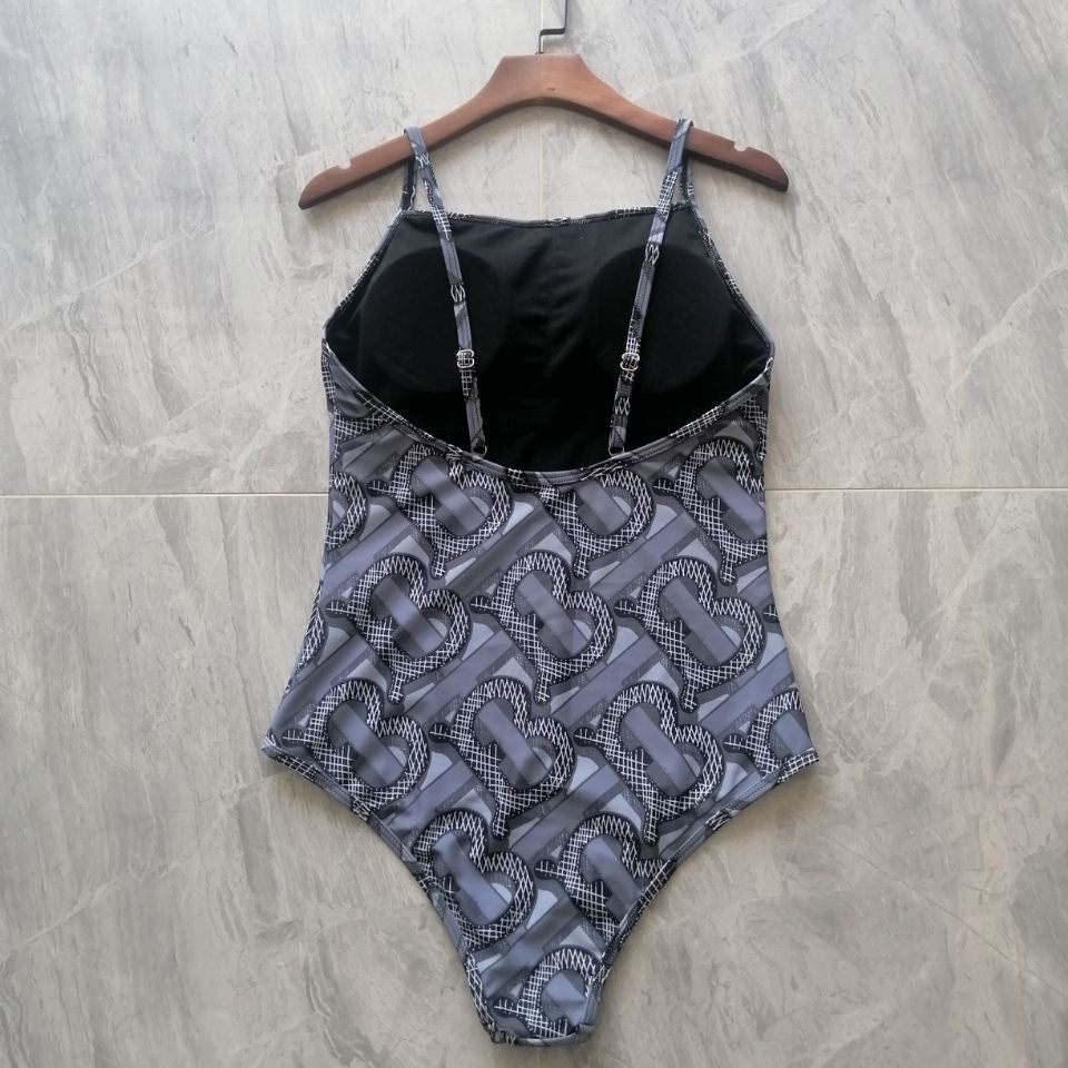 swimsuit-036