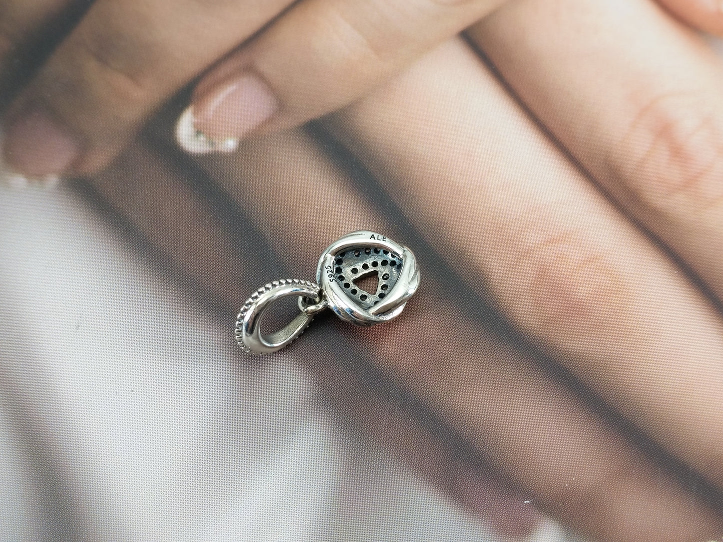 390385CZ