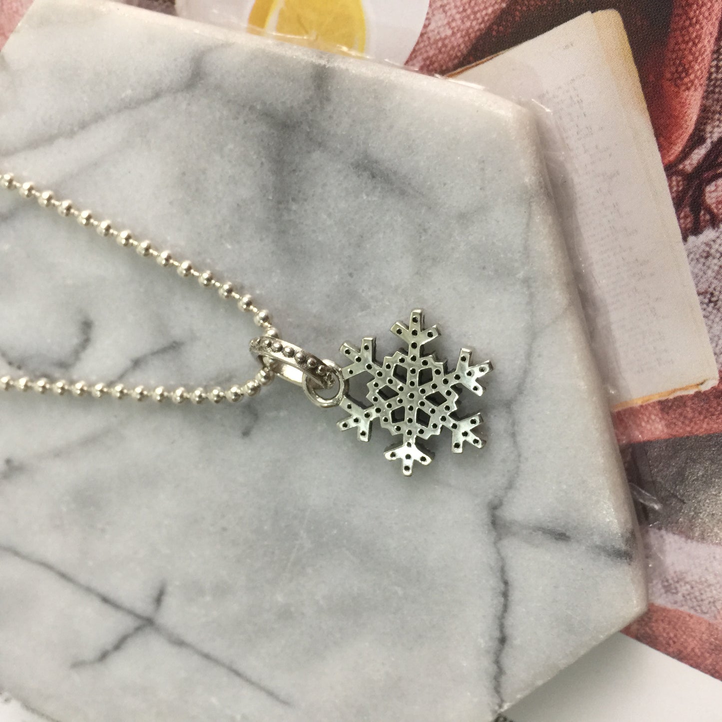 390354CZ