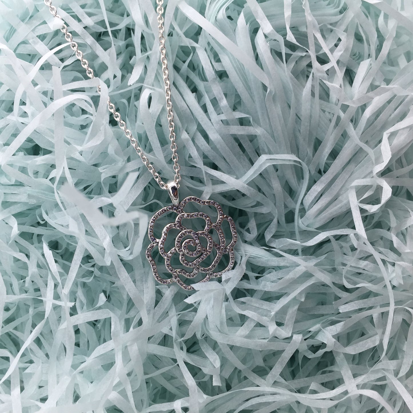 390368CZ