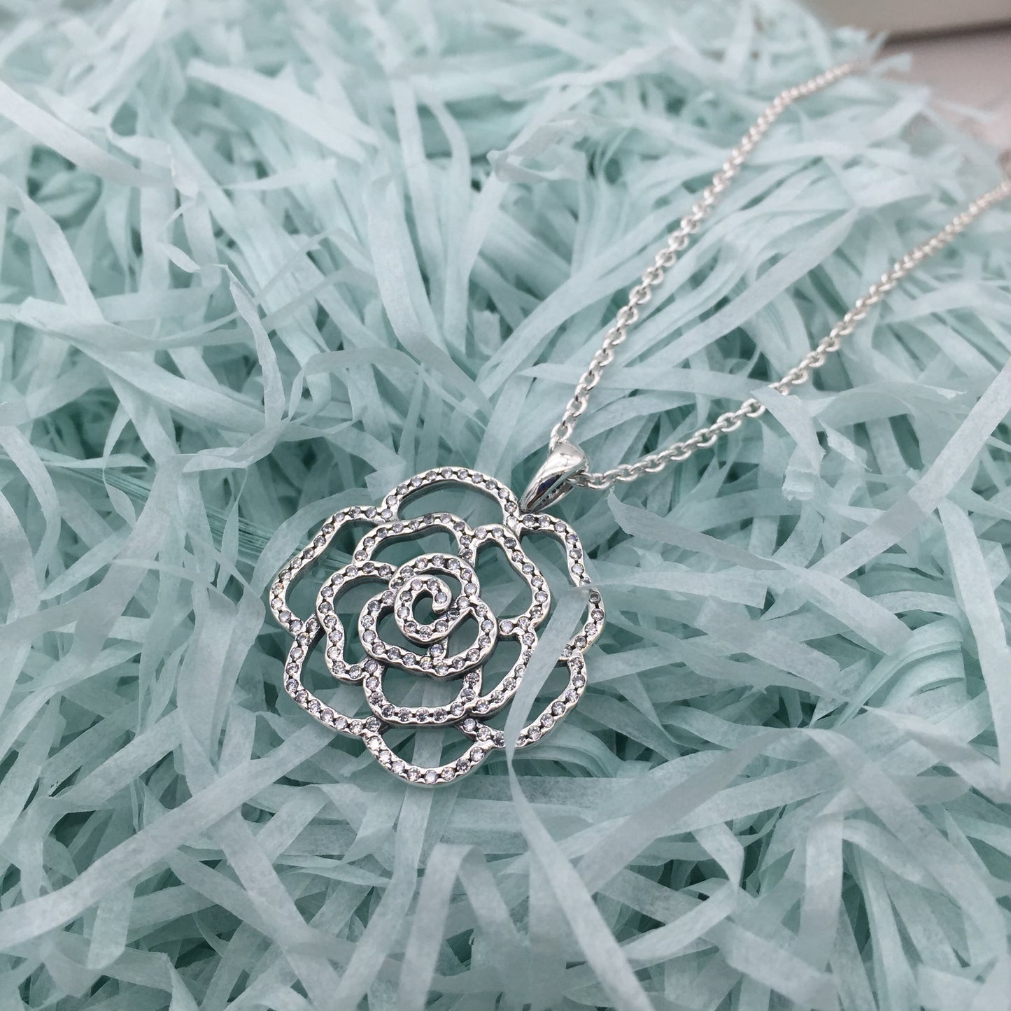 390368CZ