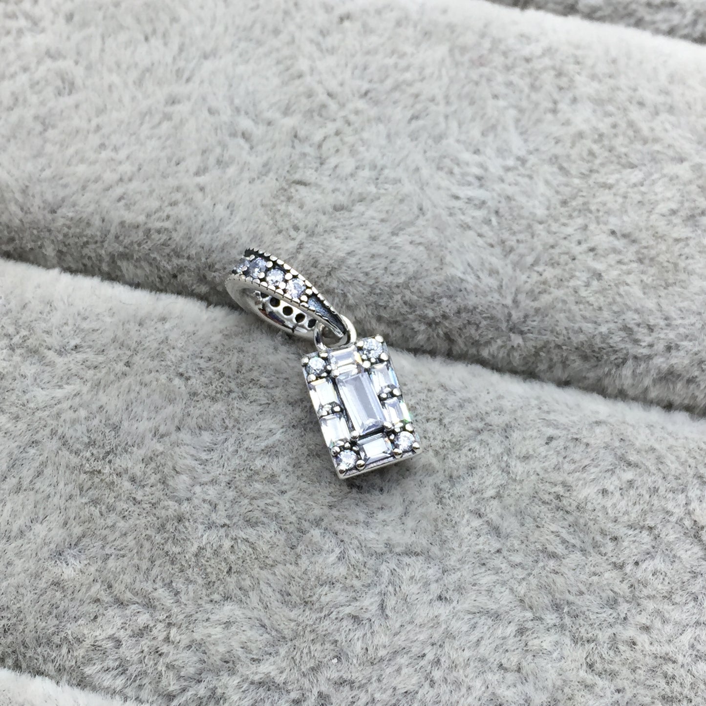 397543CZ